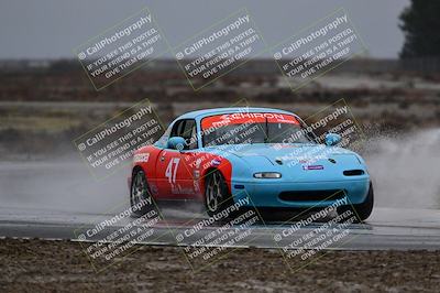 media/Nov-15-2025-CalClub SCCA (Sat) [[7bfa5a7151]]/Race/Group 4/
